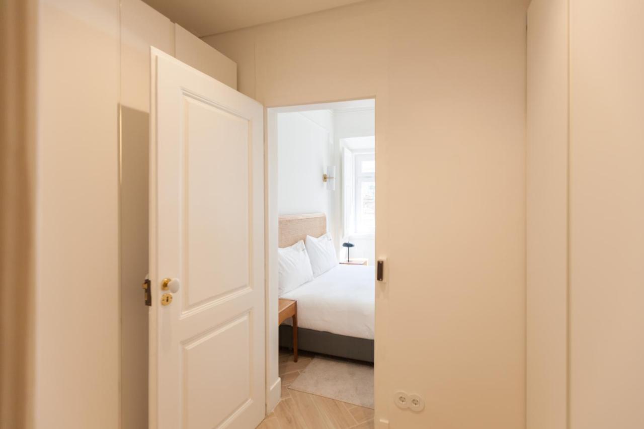 Flh Lapa Apartment With Interior Pateo ลิสบอน ภายนอก รูปภาพ